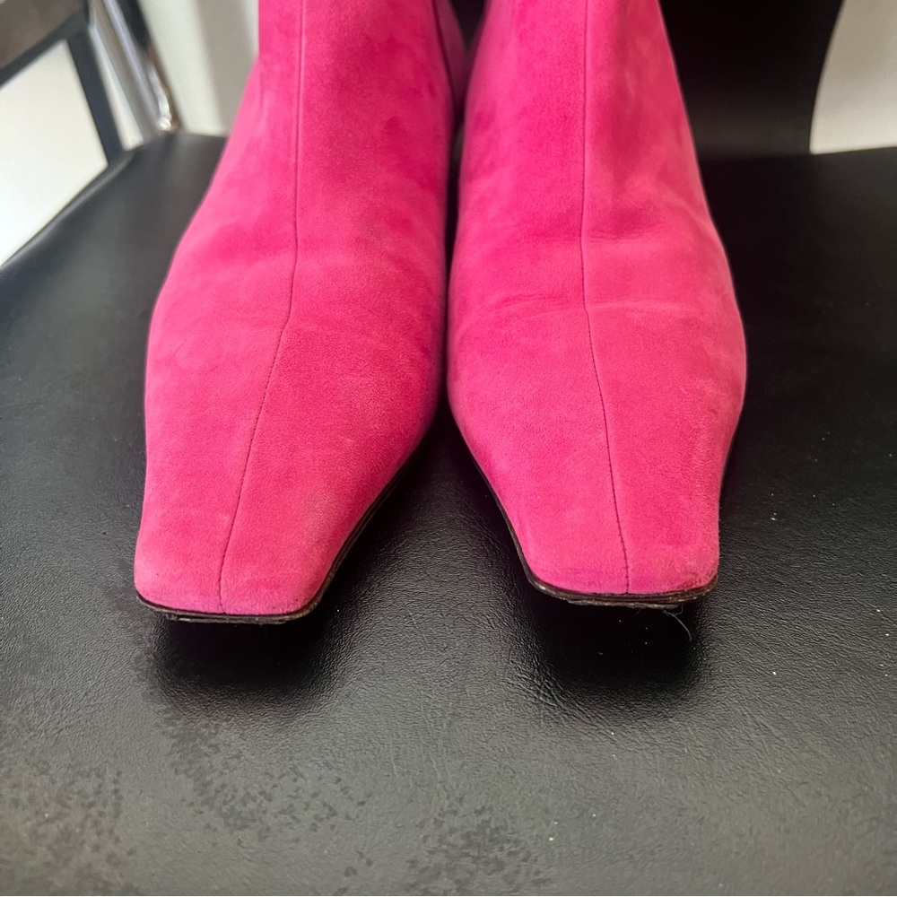 Prada Suede Pink pointed square toe kitten heel bootie SZ 38/ 8 - Picture 3 of 10